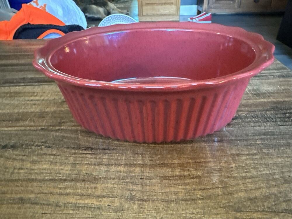 Paula Deen 2.5 Qt Casserole Dish Speckled Burgandy Scalloped Ribbed